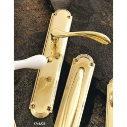 JUEGO MANILLAS 1716/C6 CON PLACA 260x45MM CUERO