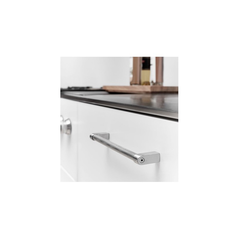 TIRADOR REGULAR-2 DE ACERO INOX. 240.530 192mm